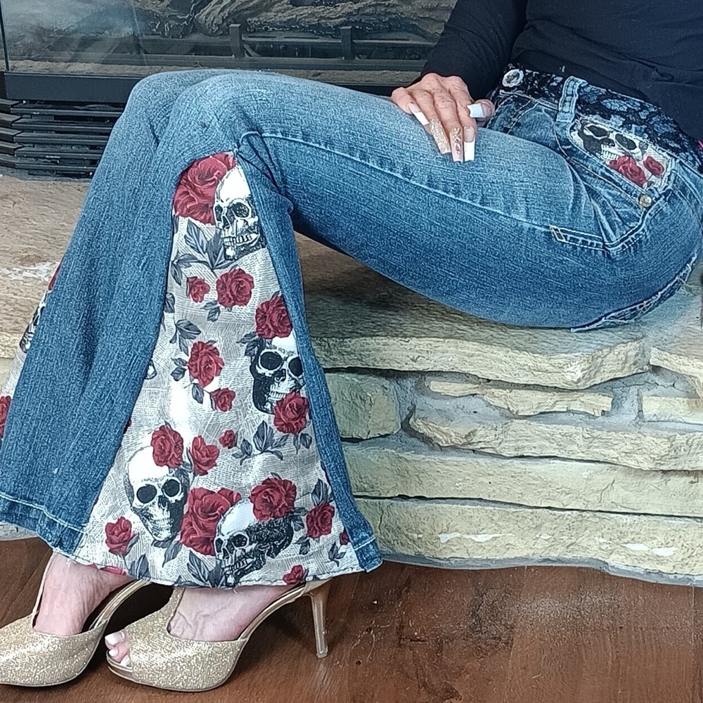 Upcycled, Wallflower Size 3 Flared Jeans Handmade Roses & Skulls Jeweled Lace - Picture 9 of 15